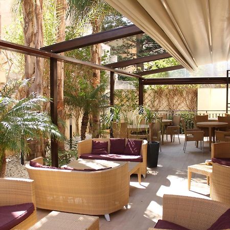 Hotel Il Portico ฟาวีญานา ภายนอก รูปภาพ